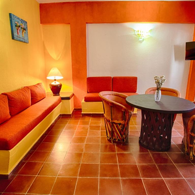 Suites Plaza del Rio - Family Hotel Malecón Centro - Suite Estudio Superior Grand con balcón - 8