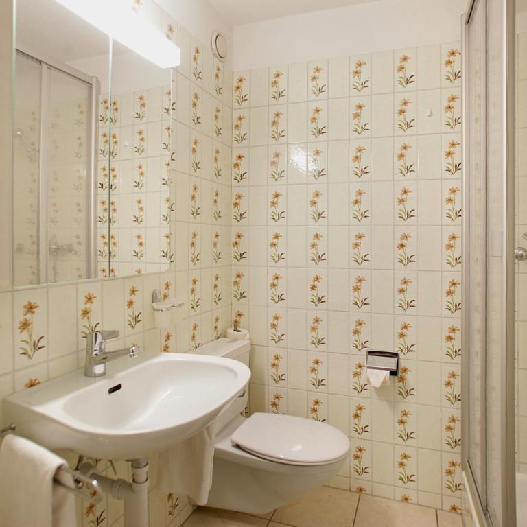 Baron / Baronesse Apartments - Deluxe Studio - 14