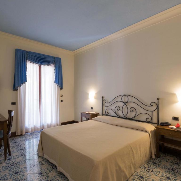 Hotel Aktea - Family Room - 3