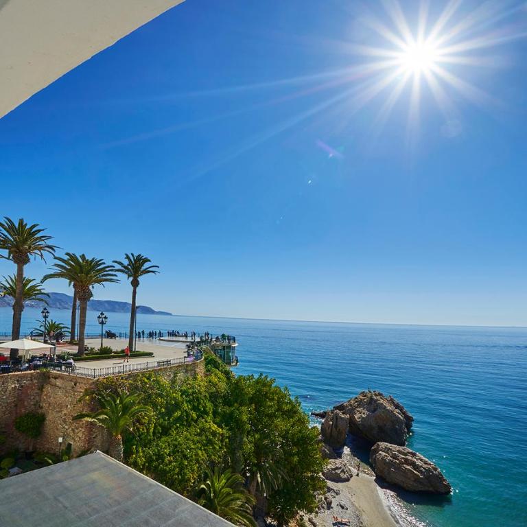 Hotel Balcón de Europa - Habitación Doble con vistas al mar y balcón - 2