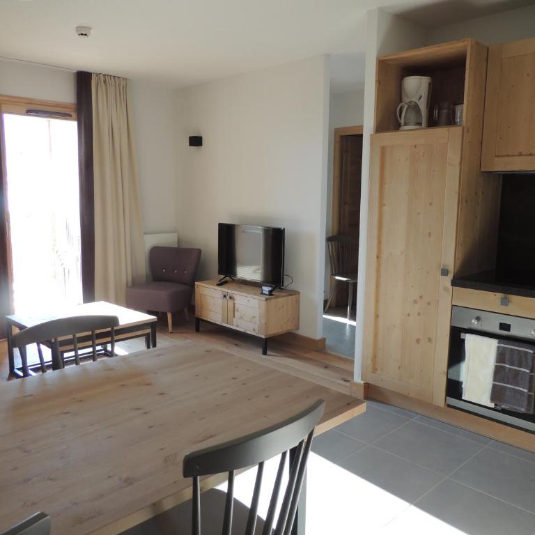 Luxury 2 Bedroom Apartment with view of Mont Blanc - Appartement avec Vue sur la Montagne - 6