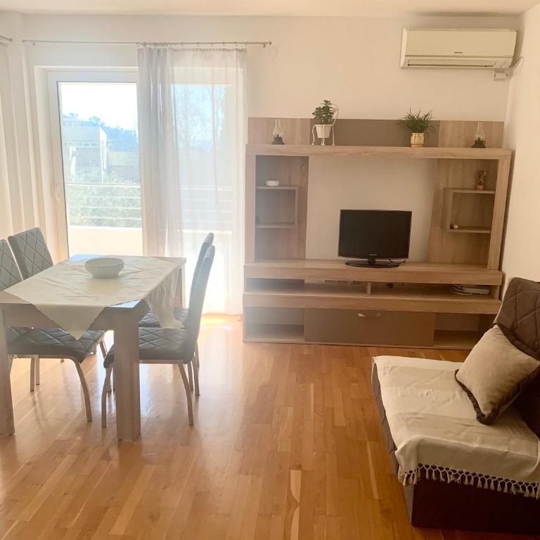 Sunday Apartment Petrovac - One-Bedroom Apartment - 7