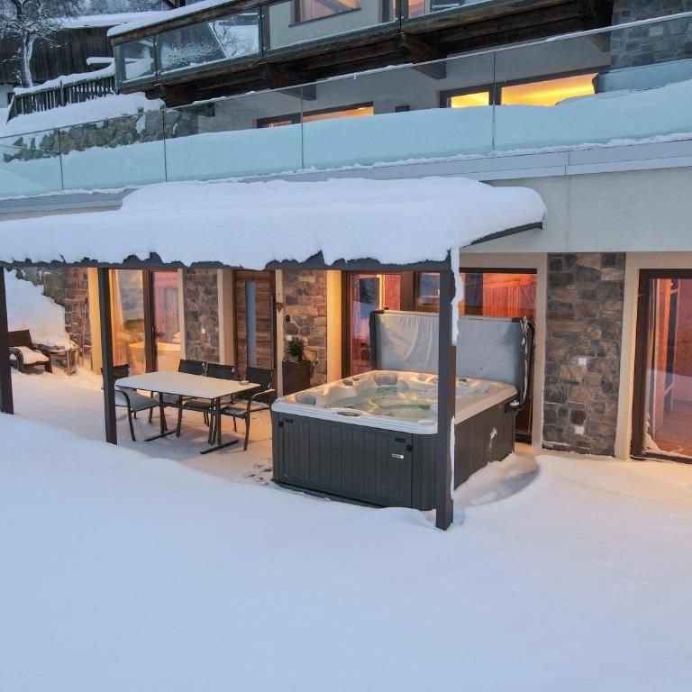 Chalets & Apartments Wachterhof - Deluxe Suite mit 2 Schlafzimmern, Whirlpool und Sauna - 12
