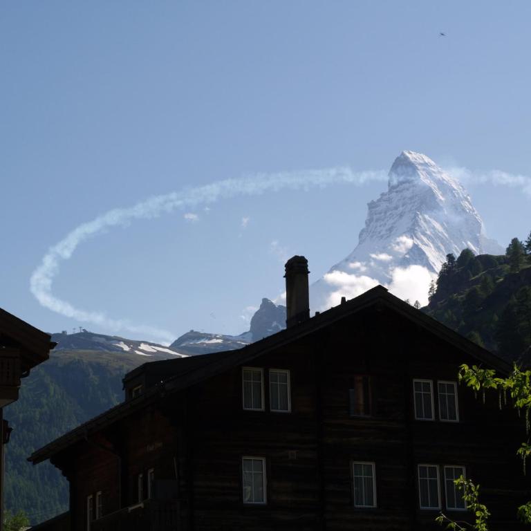 Chalet Aroleid Zermatt by Inspiringplaces Zermatt - Apartment mit 2 Schlafzimmern und Blick auf das Matterhorn - 39