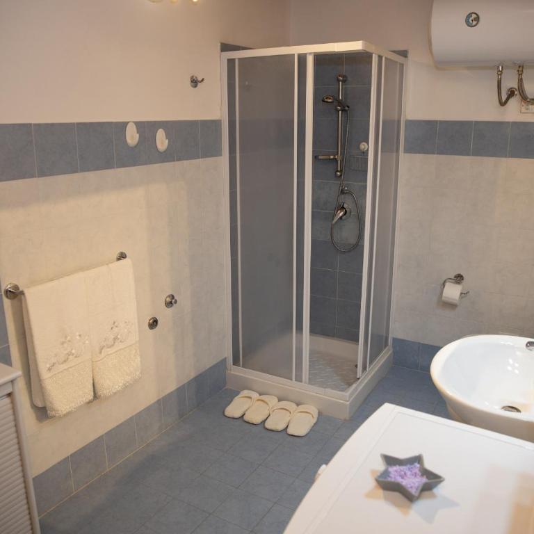Casa ro cori, 10 minuti a piedi dalla Cattedrale - Casa con 1 Camera da Letto - 13