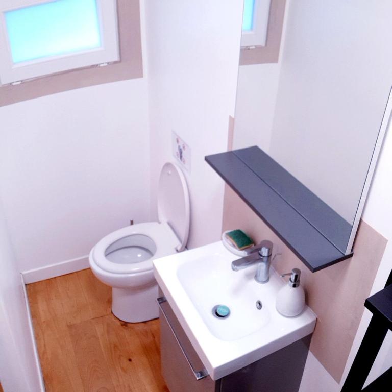 La Glacière - chambre avec salle de bain - 2 personnes - Apartment mit Dusche - 5