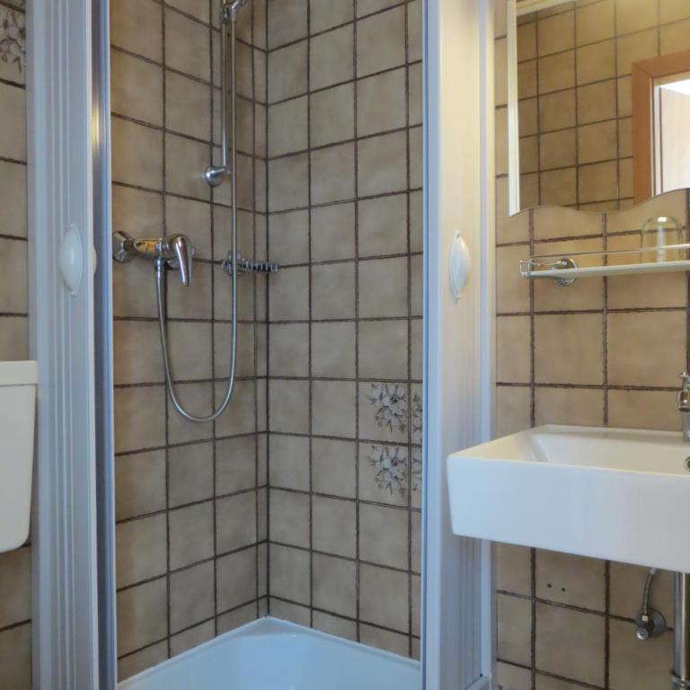 Garni Haus Jagerwirt - Single Room with Balcony - 4