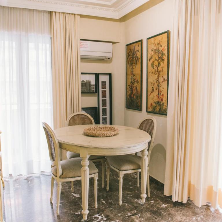 Bright apartment in the city center - Apartment - 49