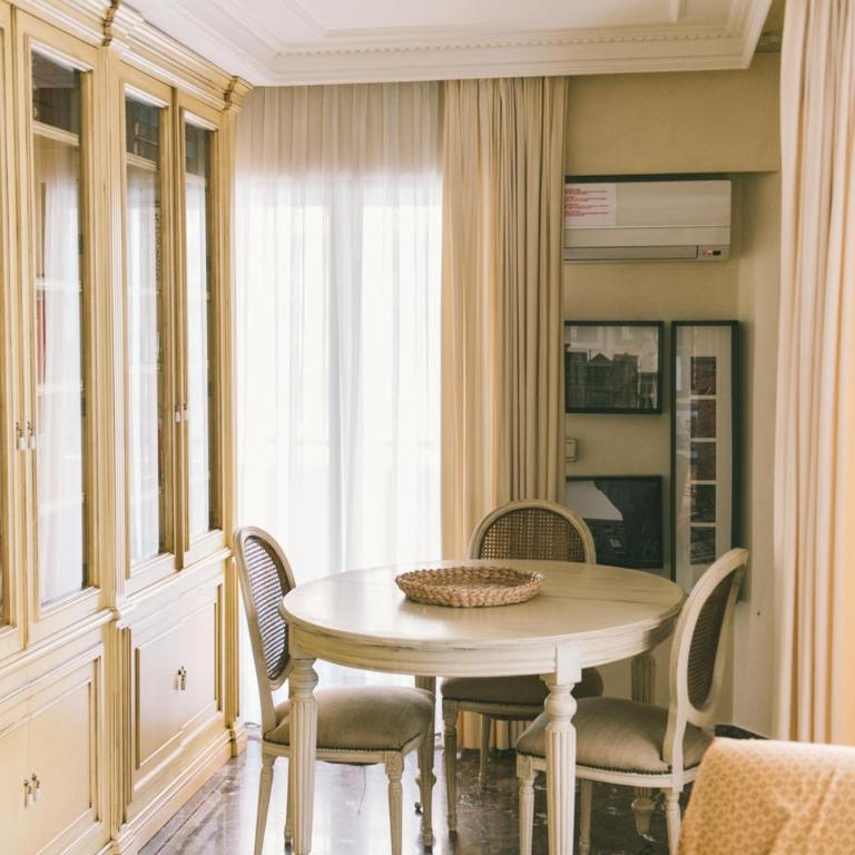 Bright apartment in the city center - Apartment - 41
