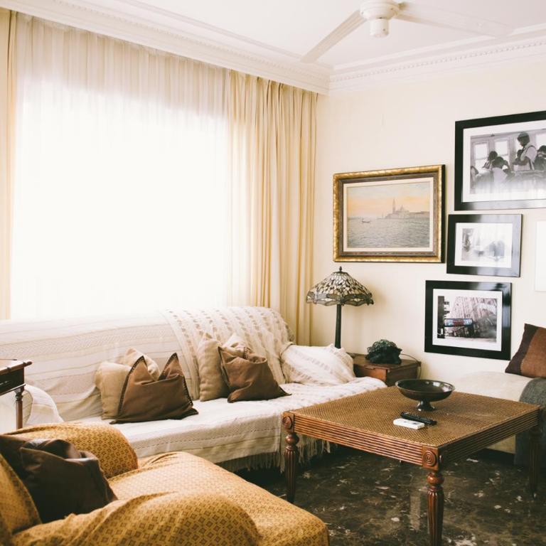 Bright apartment in the city center - Apartment - 30