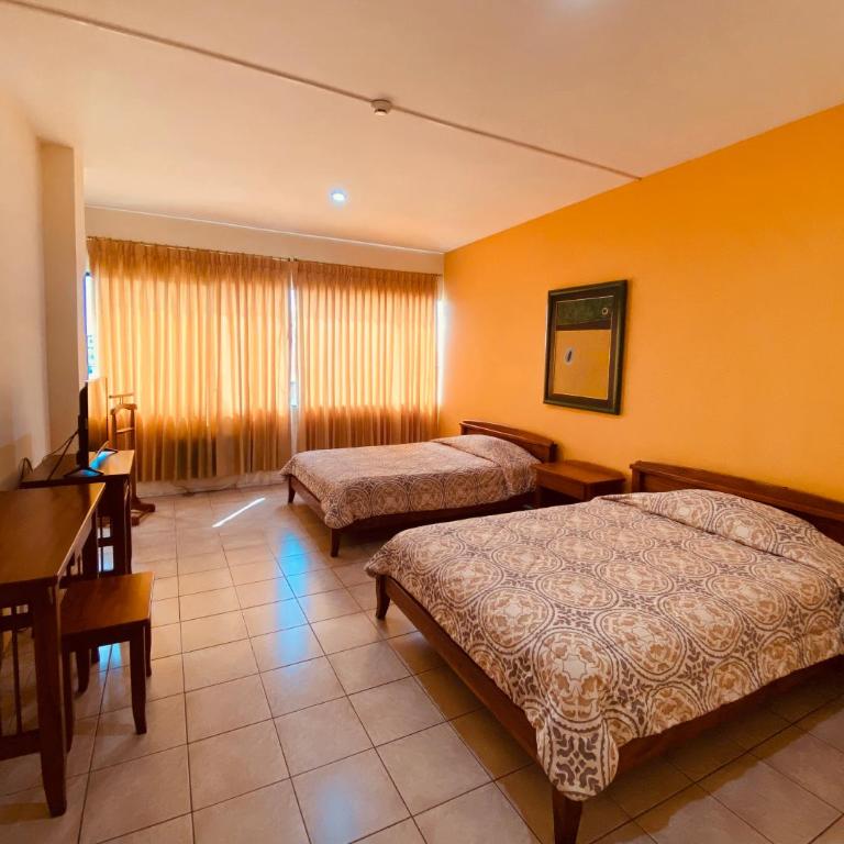 Hostal Solar Del Puerto - Habitación Doble - 2 camas - 1