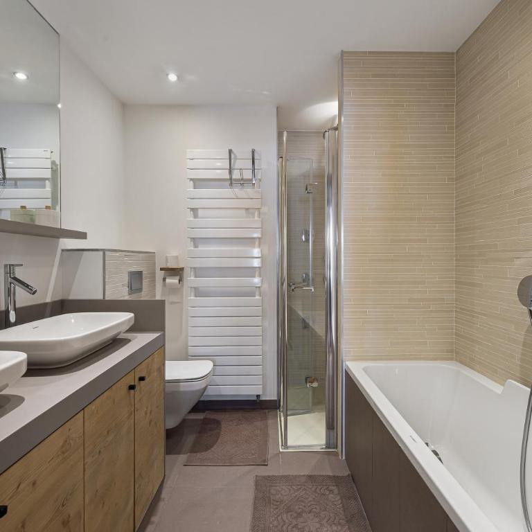 La Suite Appt 101 - Appartement 3 Chambres - 14