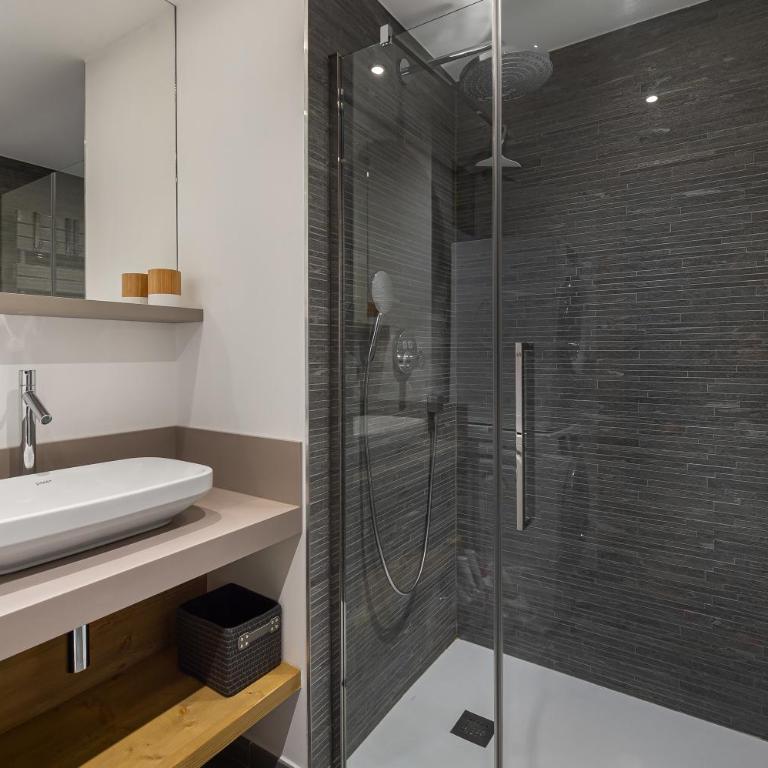 La Suite Appt 101 - Appartement 3 Chambres - 22