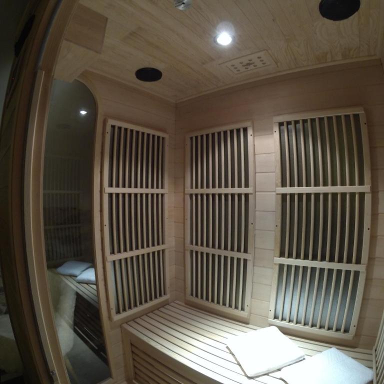 Ly'Ove - Appartement Supérieur avec Sauna - 8