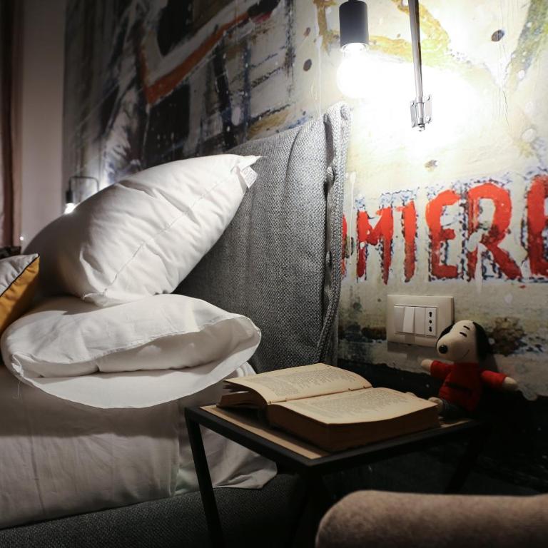Urban Rooms - Small Double Room - 2