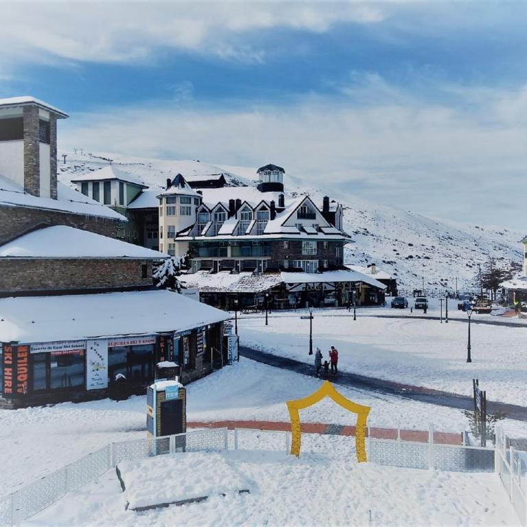 TODOSIERRANEVADA ZONA BAJA - APARTAMENTOS DE 4 DORMITORIOS - Junto a los Telecabinas - Apartamento Superior - 12