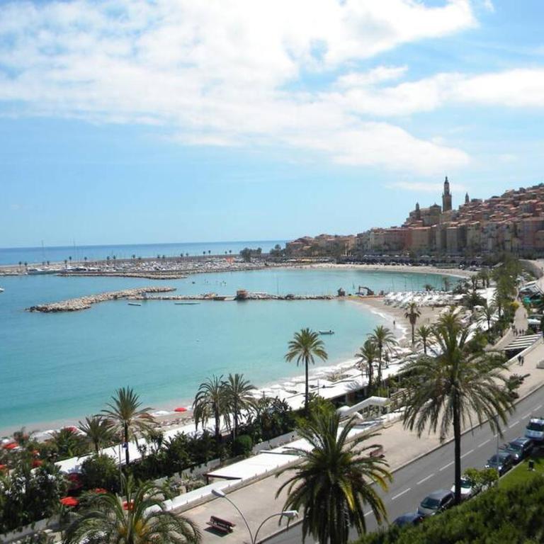 app Le Rocazur avec piscine et parking en bord de mer à 500M du centre ville - Appartement 2 Chambres - 32