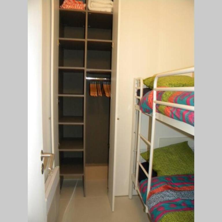 app Le Rocazur avec piscine et parking en bord de mer à 500M du centre ville - Appartement 2 Chambres - 29