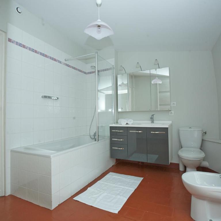 Le Clos Saint Michel - Duplex Apartment - No Pets Allowed - 6