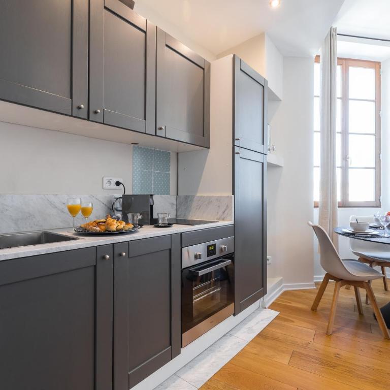 Gorgeous 1 Bdr with gardens view in the Old Town - Appartement - 9