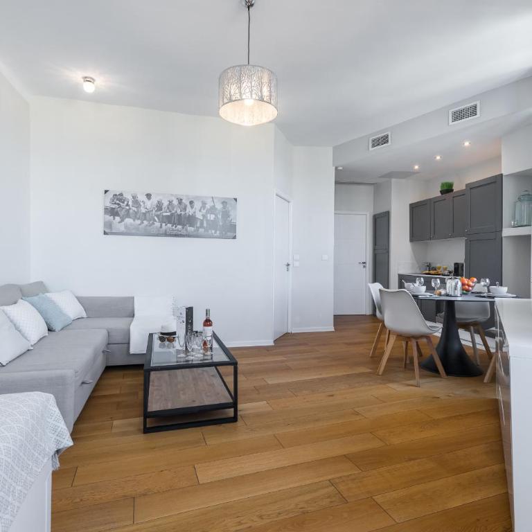 Gorgeous 1 Bdr with gardens view in the Old Town - Appartement - 15