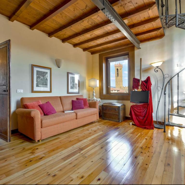 Palazzo Uguccioni Apartments - Superior Studio - Split Level - 12