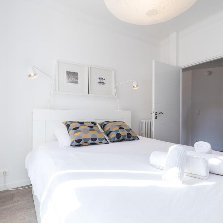 Cosy 1 Bdr near Garibaldi Square - Top Floor & AC - Appartement - 21
