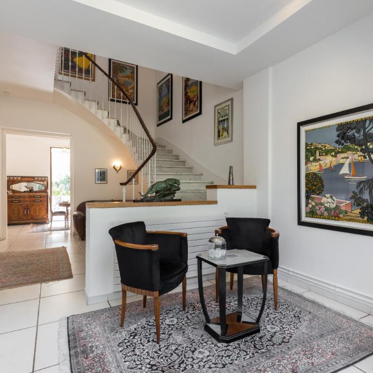 Stylish Art Deco villa near the sea 4 Bdrs Pool and garage - Villa - 44