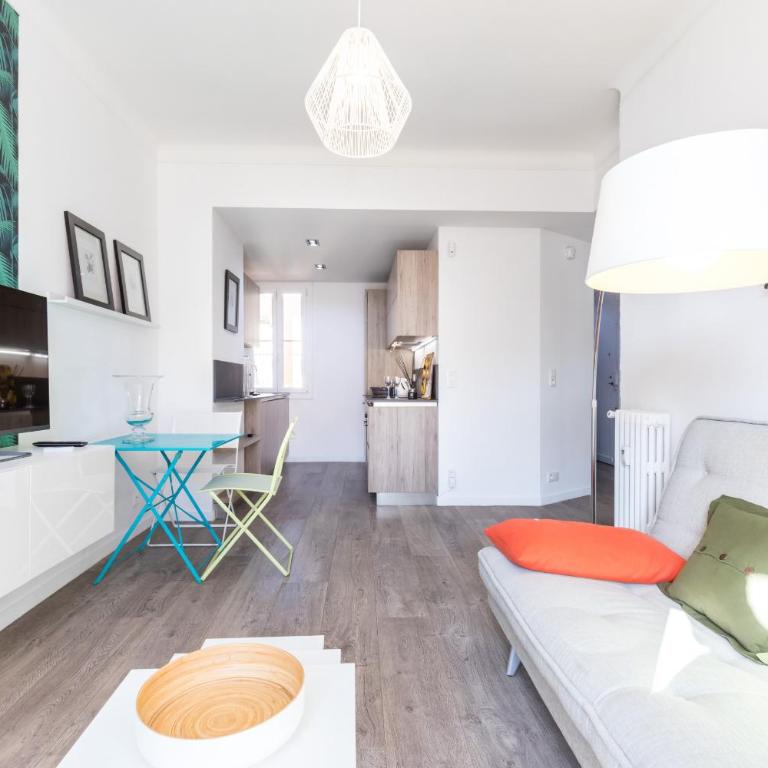 Cosy 1 Bdr near Garibaldi Square - Top Floor & AC - Appartement - 11