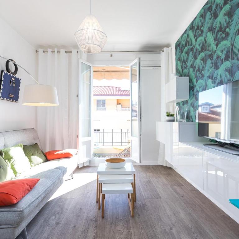 Cosy 1 Bdr near Garibaldi Square - Top Floor & AC - Appartement - 9