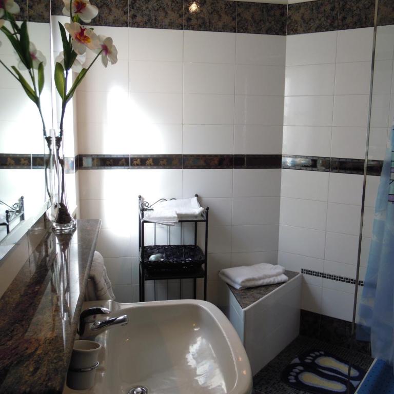 B&B Mare E Sole - Camera Quadrupla con Bagno - 2