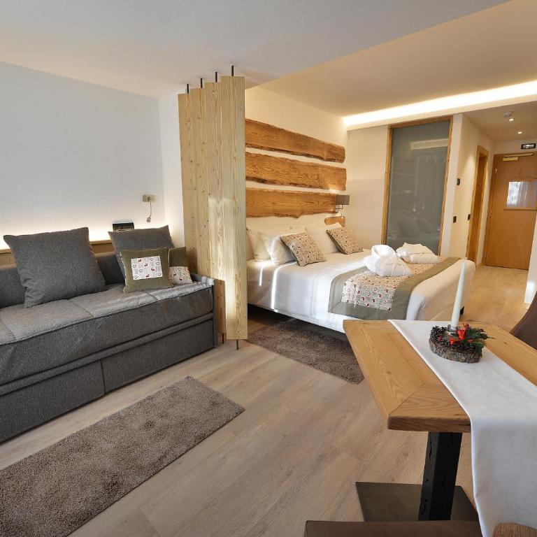 Hotel Bucaneve - Camera Familiare (2 Adulti + 2 Bambini) - 1
