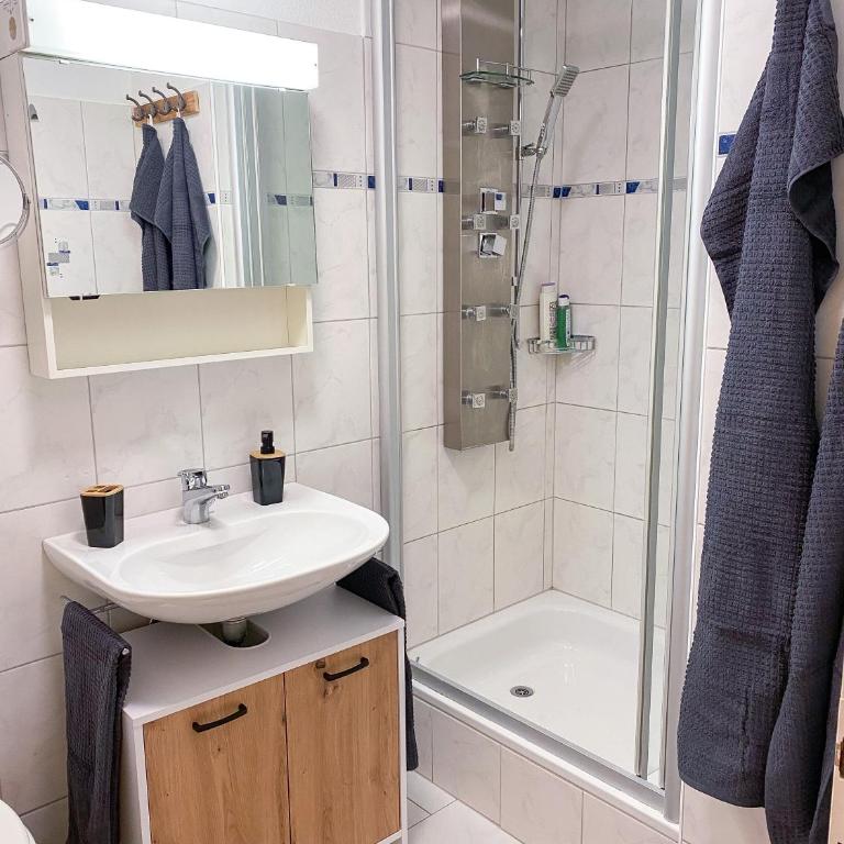 swissme - modernes Studio am Sportplatz mit Balkon & Parkplatz - Apartment mit 1 Schlafzimmer - 8