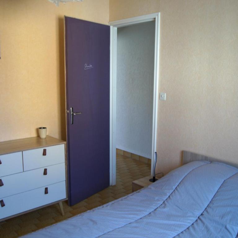 Lara 5 - Grand T2 sans vis-à-vis Parking - Près centre-port, île des Loisirs, plage Richelieu - Appartement 1 Chambre - 4