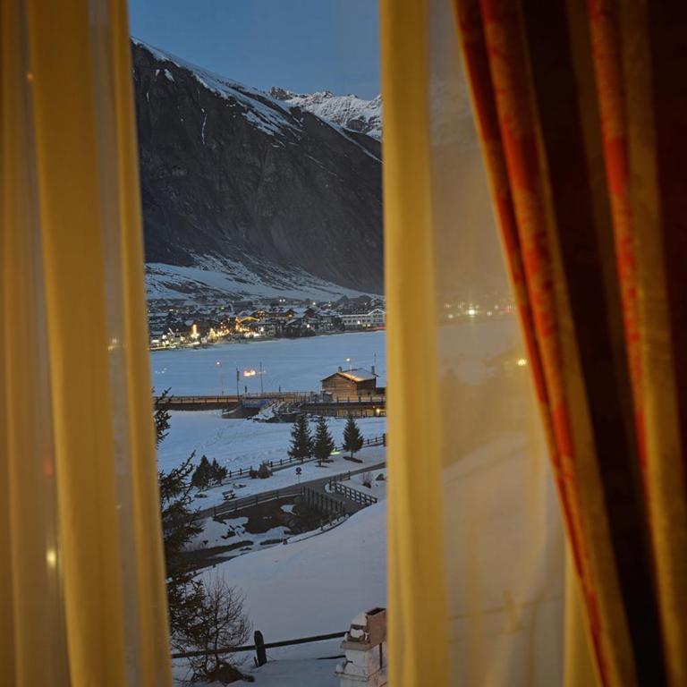 Hotel Bucaneve - Camera Matrimoniale/Doppia con Letti Singoli - 2