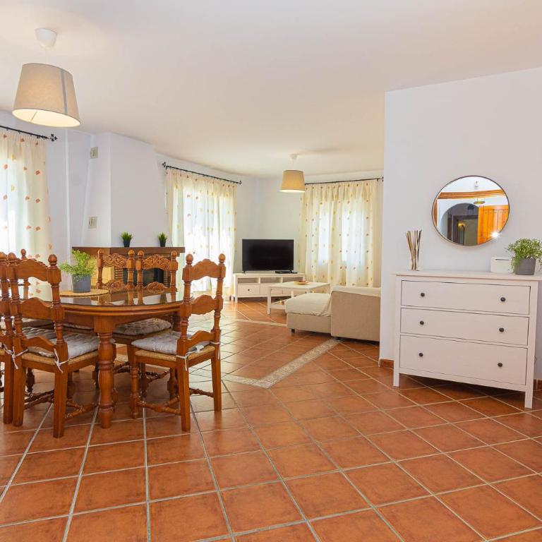 VILLA ANDALUCÍA: cerca de todo, intimidad y espacio - Villa de 3 dormitorios - 32