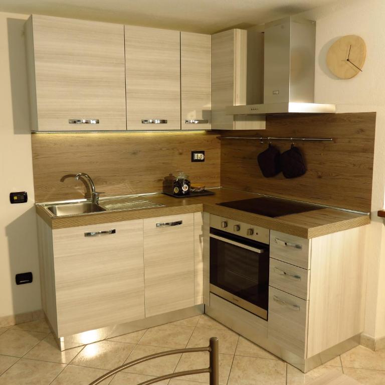 Lo Gnomo sotto al Glicine - Apartment - 6