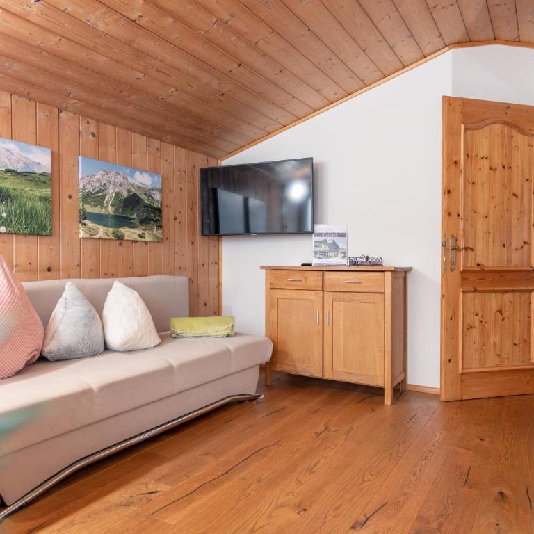 Wellnesshaus Reichelt - Apartment mit Blick auf die Berge - 2