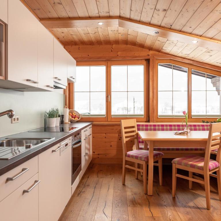 Wellnesshaus Reichelt - Apartment mit Blick auf die Berge - 5