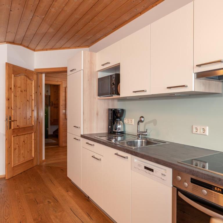 Wellnesshaus Reichelt - Apartment mit Blick auf die Berge - 4