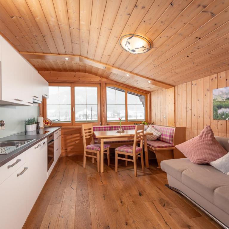 Wellnesshaus Reichelt - Apartment mit Blick auf die Berge - 8
