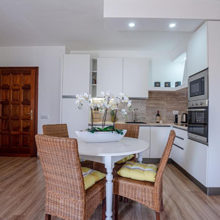 Appartamento San Teodoro centro - Appartamento con 2 Camere da Letto - 5