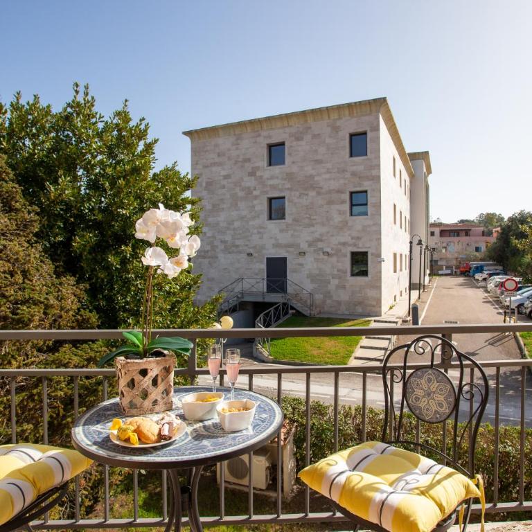 Appartamento San Teodoro centro - Appartamento con 2 Camere da Letto - 24