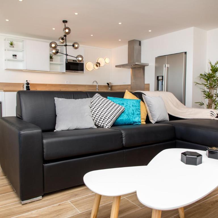 Vue Mer Panoramique, Clim, Balcon et Plages - Appartement - Vue sur Mer - 23