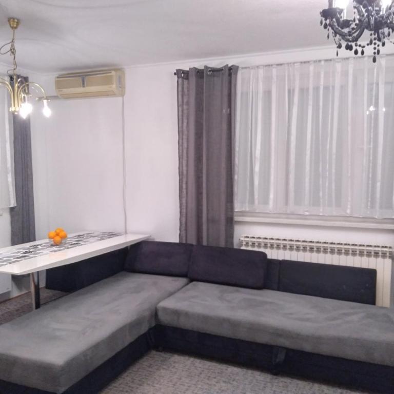 Apartman CENTAR - Apartman sa Balkonom - 9
