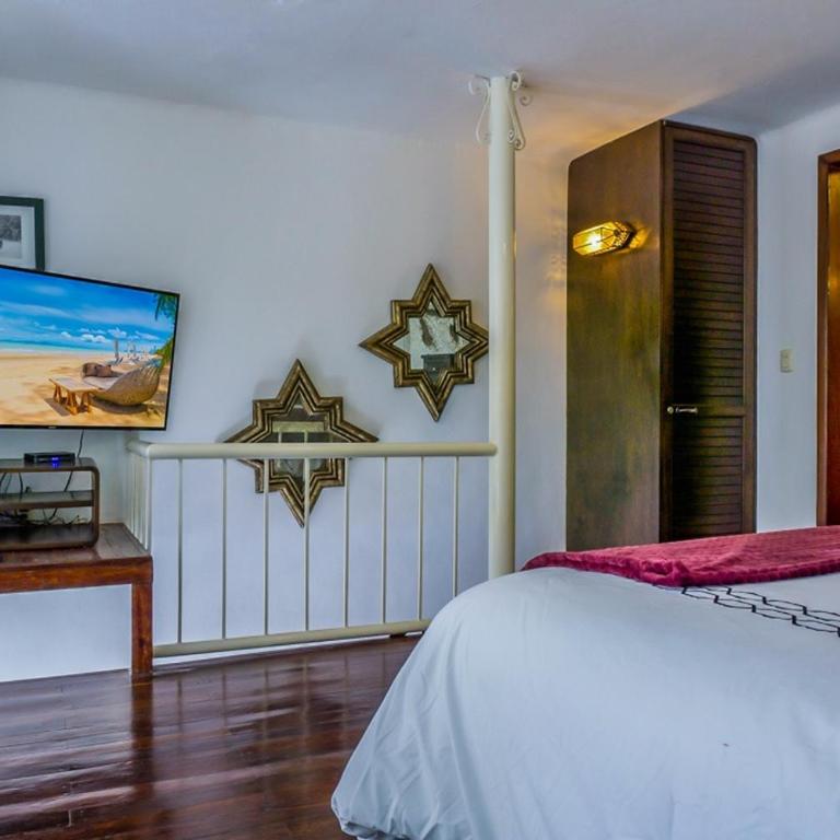 Royal Palms 3 condo - One-Bedroom Apartment - 9