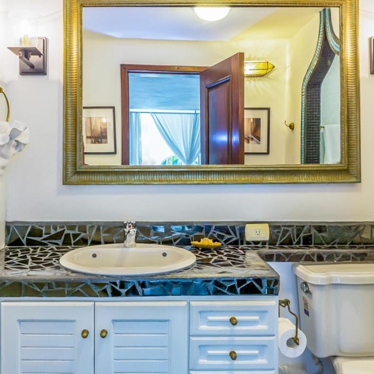Royal Palms 3 condo - One-Bedroom Apartment - 20