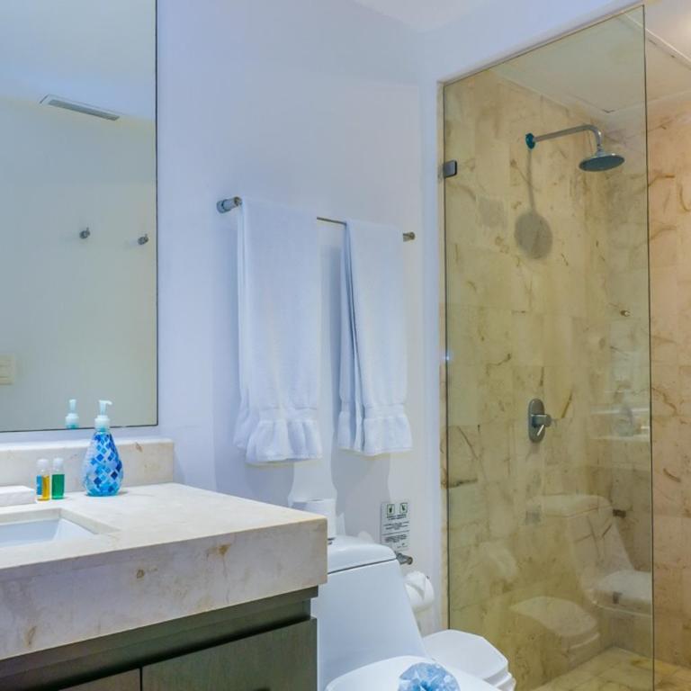Elements Garden House 11 condo - Two-Bedroom Apartment - 14