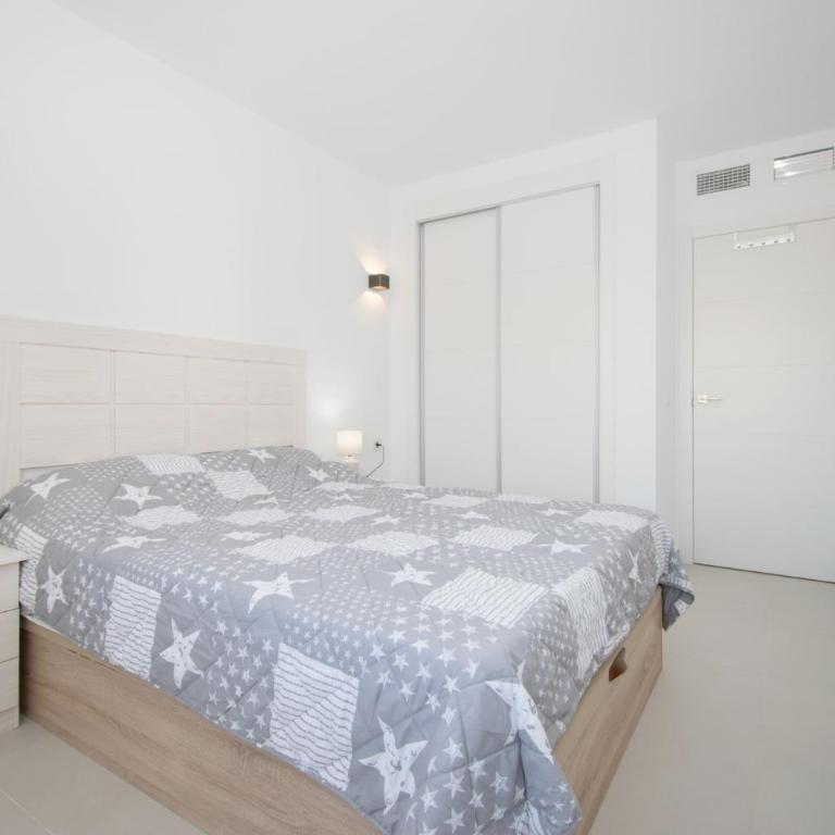 213 Luxury Panorama - Alicante Holiday - Apartment with Sea View - 19