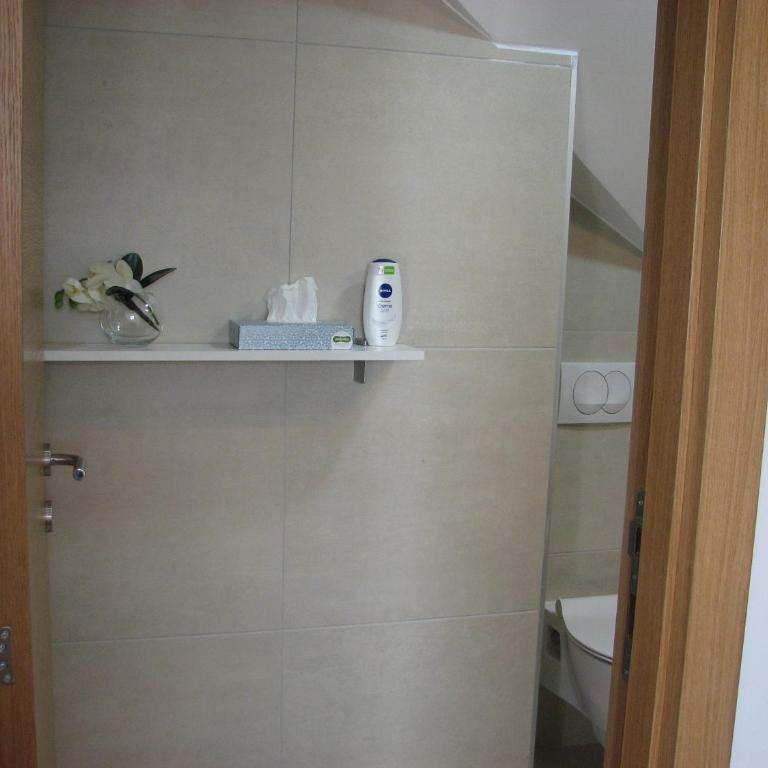 B&S Apartments - One-Bedroom Apartment - 34